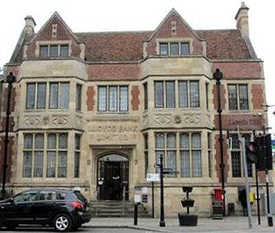 Lloyds Bank image